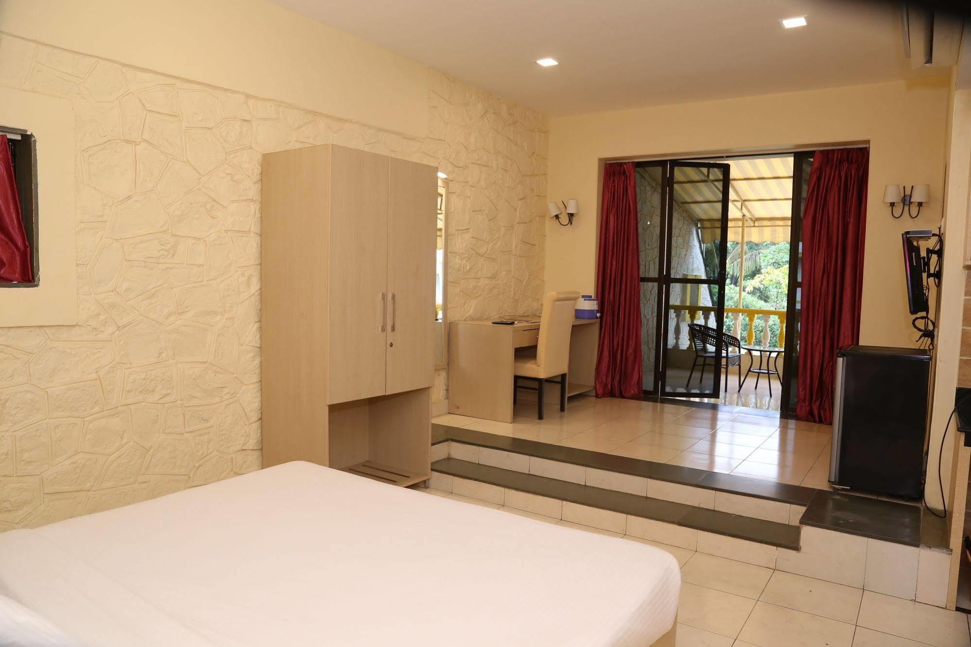 Panoramic Resort Panvel Karnāla Exterior foto